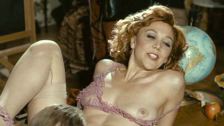 Maggie Gyllenhaal nue dans The Deuce