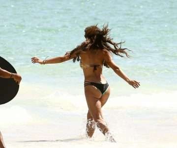 Metisha Schaefer en bikini à Miami Beach