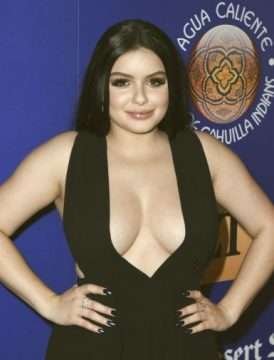 Ariel Winter exhibe son décolleté au Festival du Film de Palm Spring