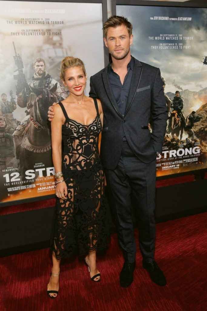 Elsa Pataky ouvre le décolleté à la première de "12 Strong"