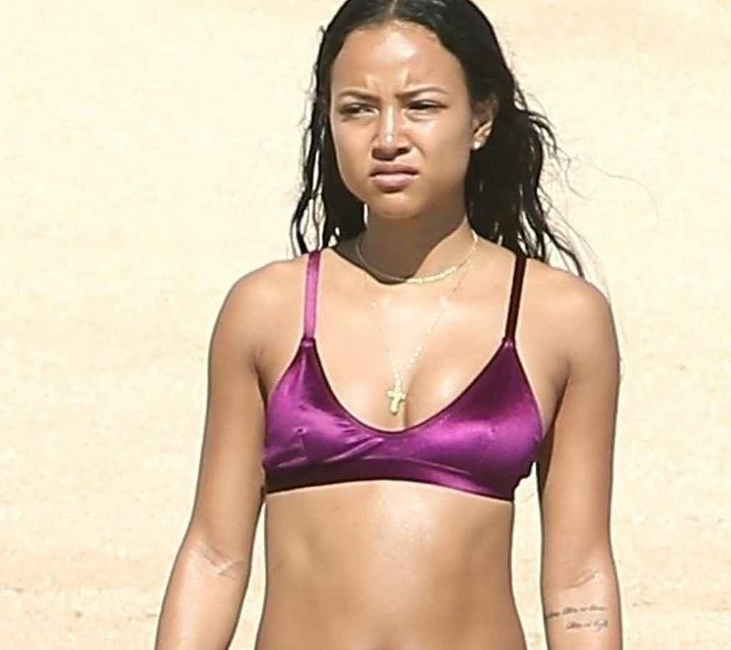 Karrueche Tran en bikini à Cabo