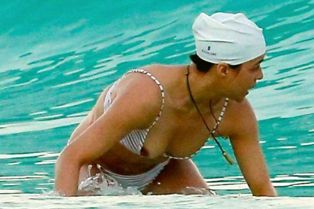 Michelle Rodriguez, oups, un sein à l'air