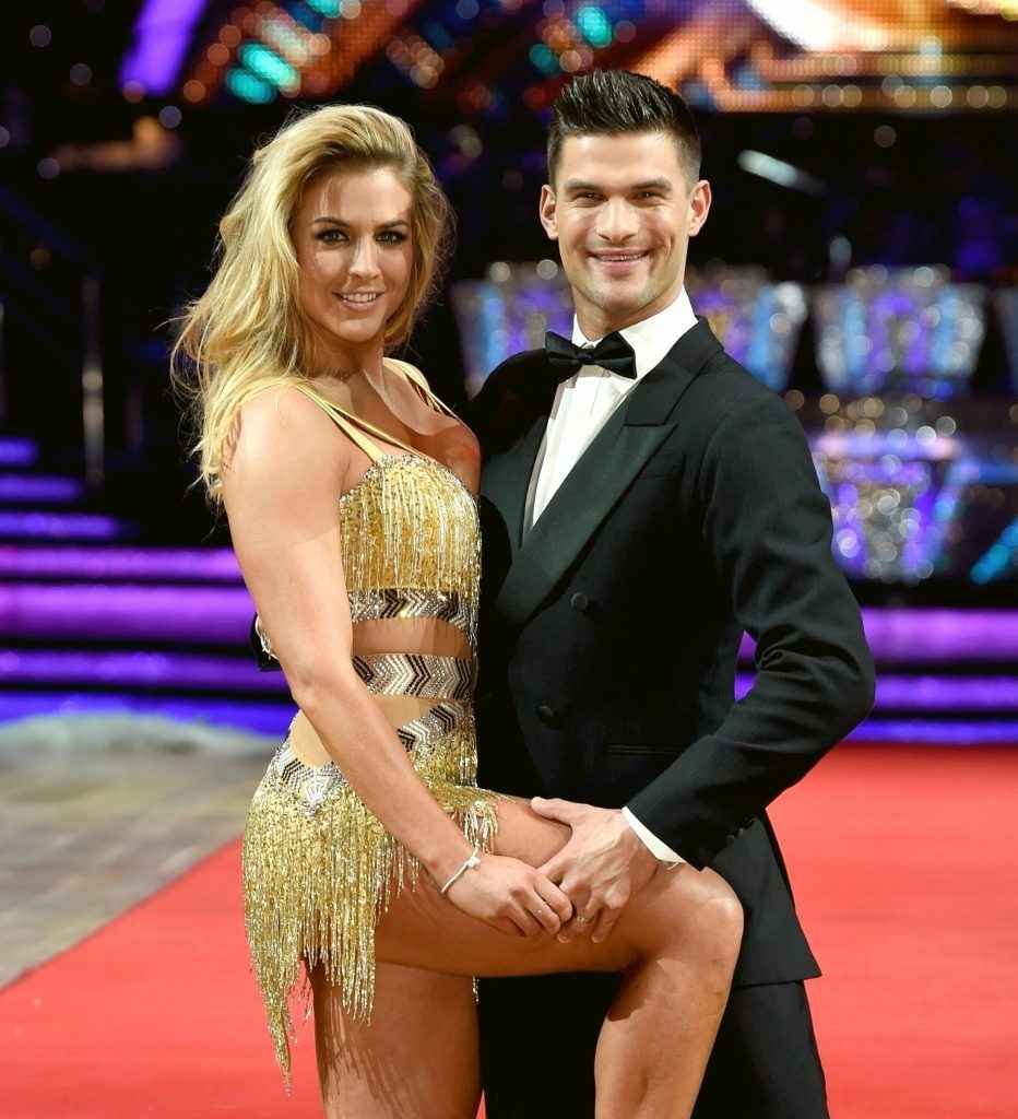 Gemma Atkinson exhibe ses jambes à "Strictly Come Dancing"