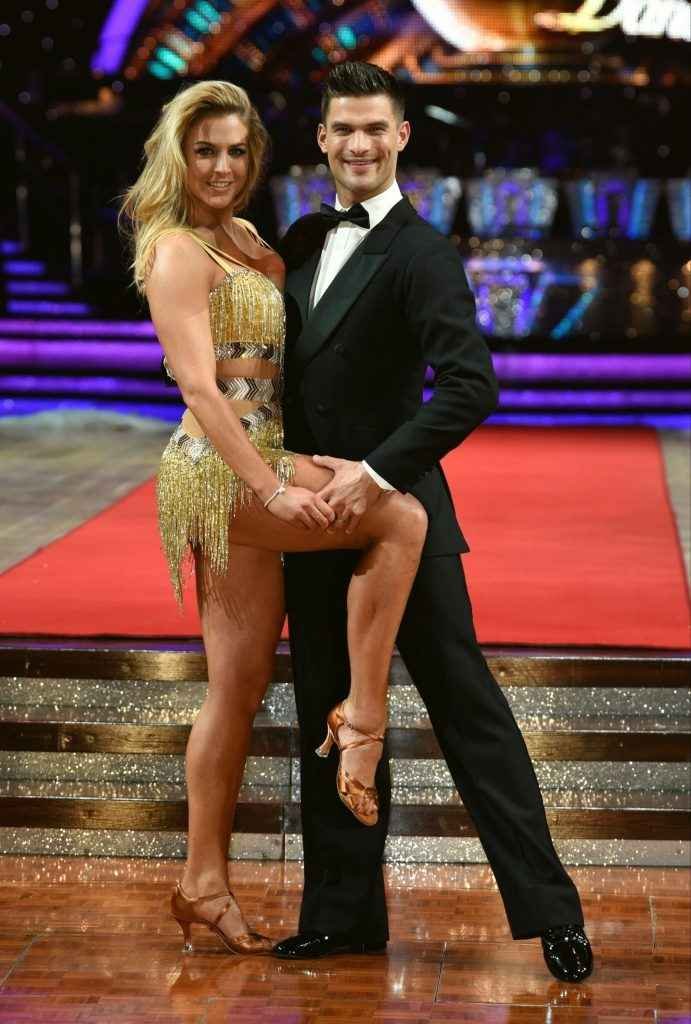 Gemma Atkinson exhibe ses jambes à "Strictly Come Dancing"