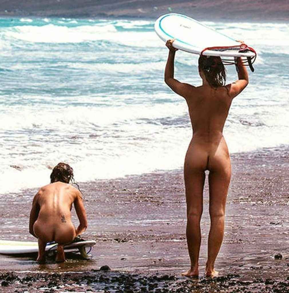 Marisa Papen nue à la mer