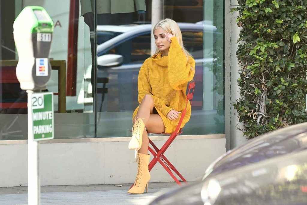 Sous la jupe de Pia Mia Perez