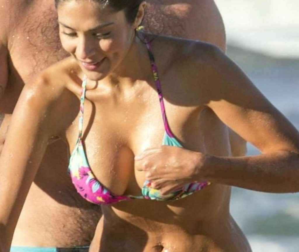 Pia Miller en bikini à Sidney