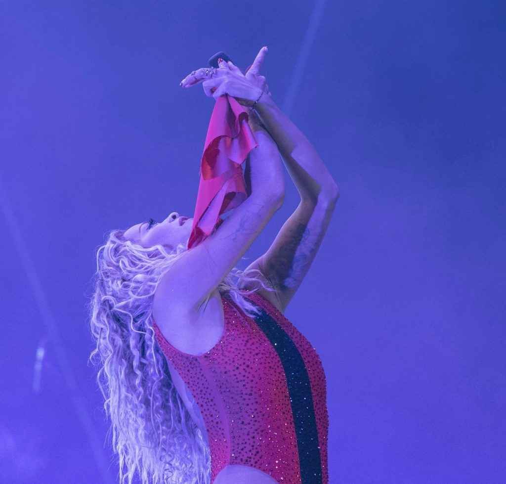 Rita Ora en concert au Kosovo