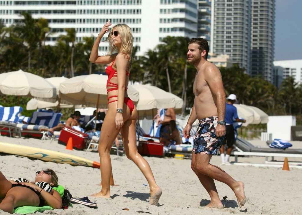 Sofija Milosevic en maillot de bain à Miami