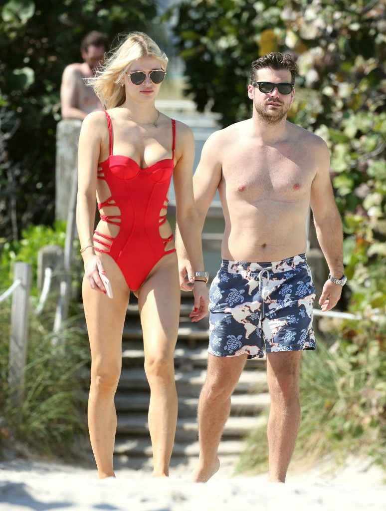 Sofija Milosevic en maillot de bain à Miami