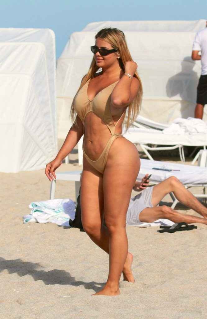 Anastasia Kvitko en bikini à Miami