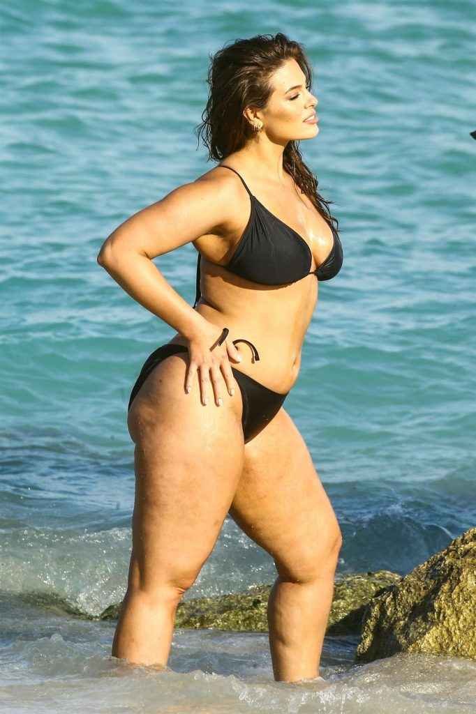 Ashley Graham en bikini à Miami