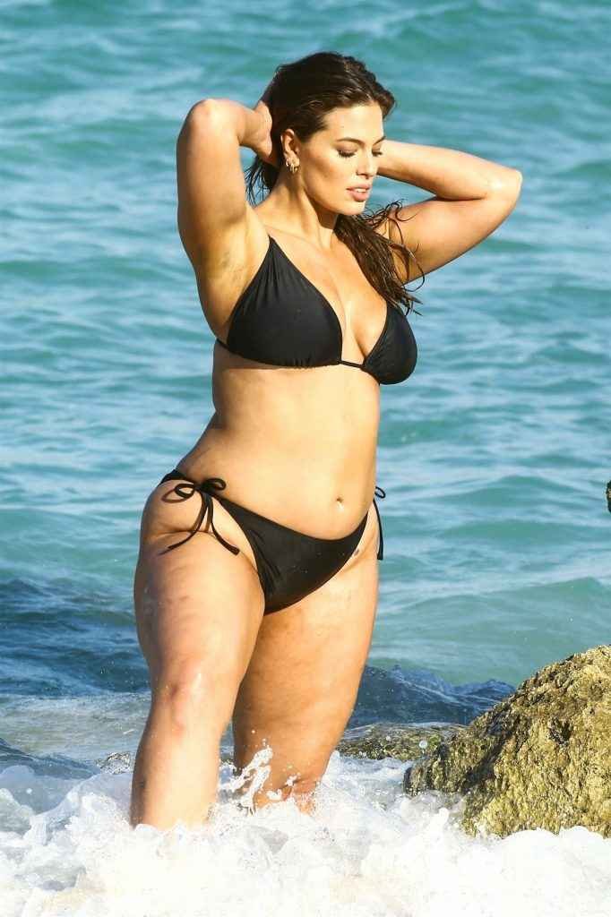 Ashley Graham en bikini à Miami