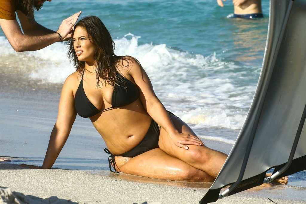 Ashley Graham en bikini à Miami