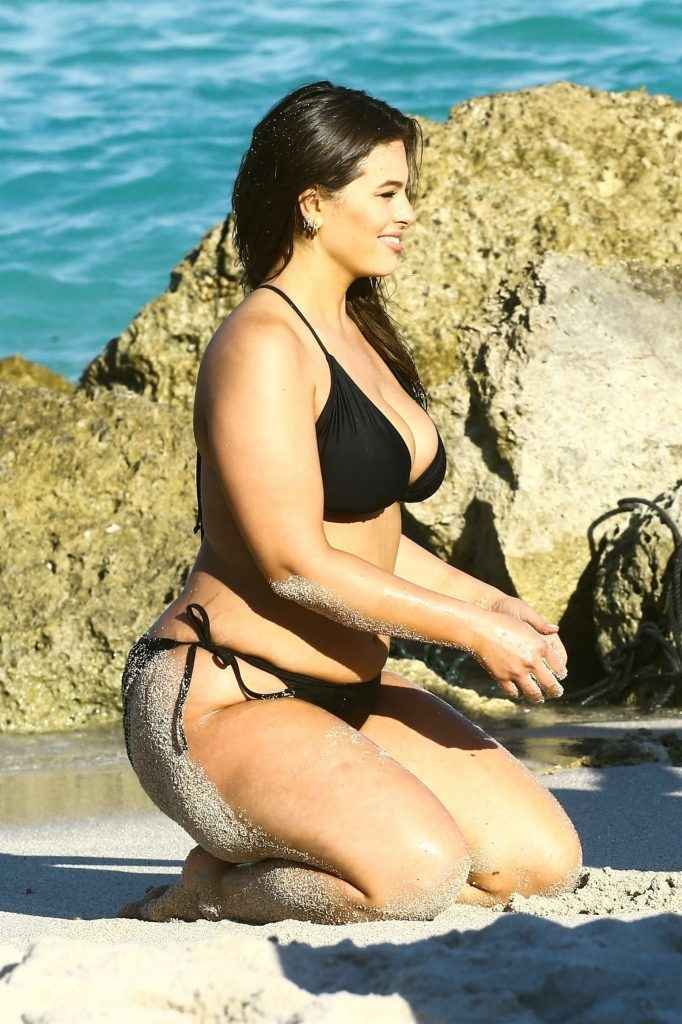 Ashley Graham en bikini à Miami