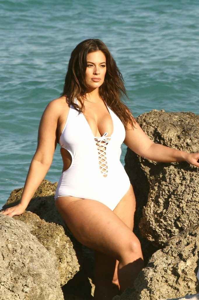 Ashley Graham en bikini à Miami