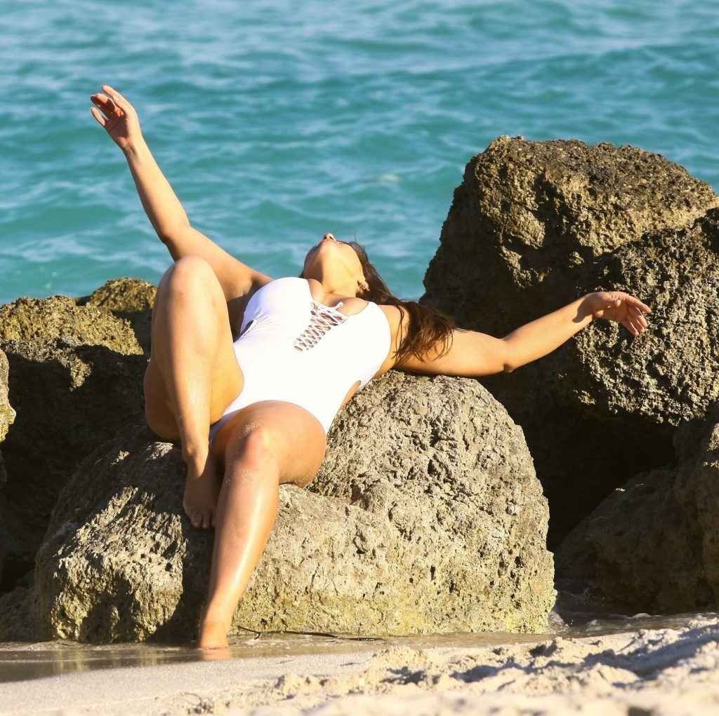 Ashley Graham en bikini à Miami