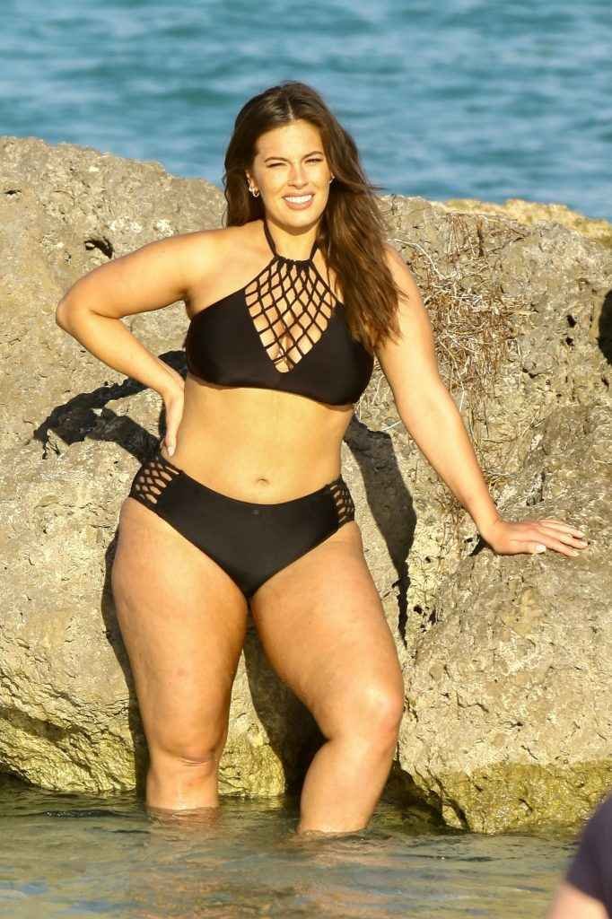 Ashley Graham en bikini à Miami