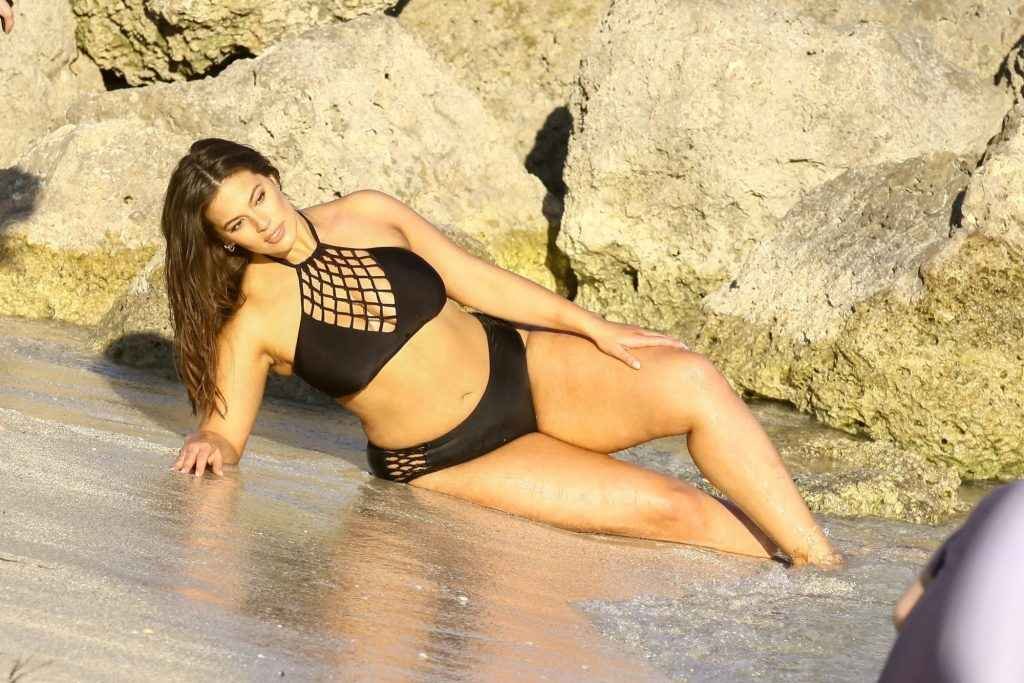 Ashley Graham en bikini à Miami