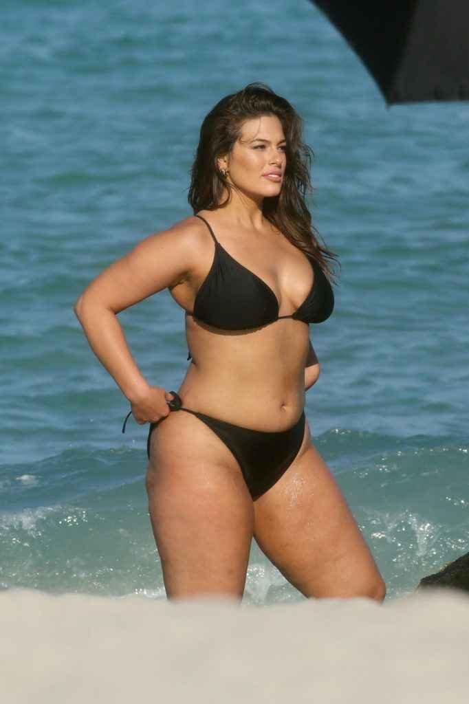 Ashley Graham en bikini à Miami