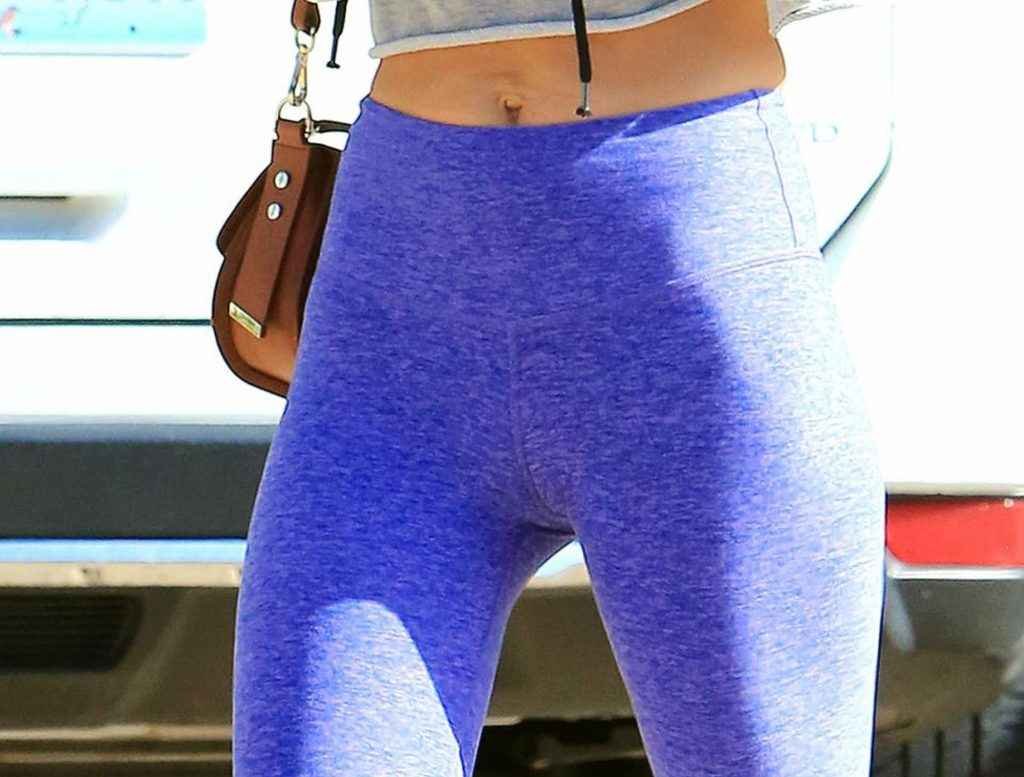 Alessandra Ambrosio en leggings à Brentwood