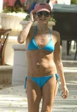 Andrea Corr en bikini à La Barbade