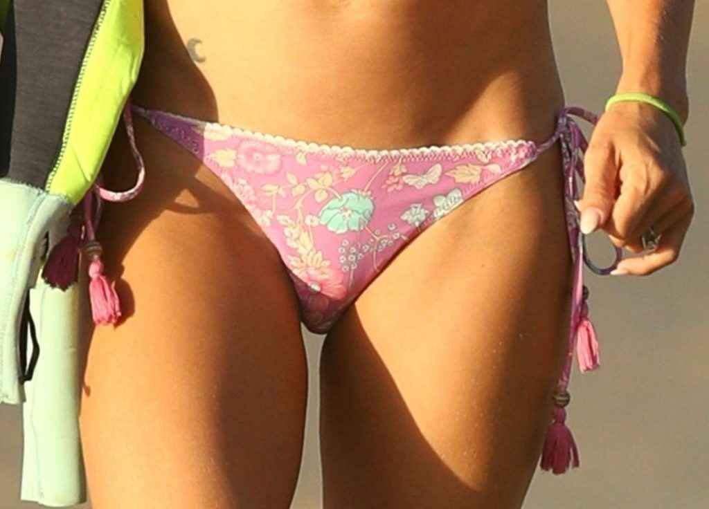 Elsa Pataky toujours en bikini en Australie