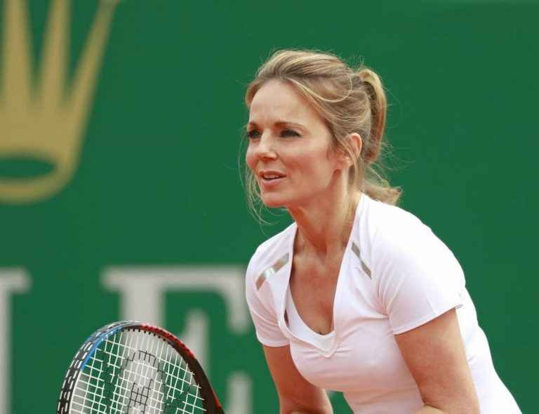 Geri Halliwell joue au tennis à Monaco