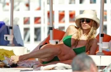 Michelle Hunziker en bikini en Italie