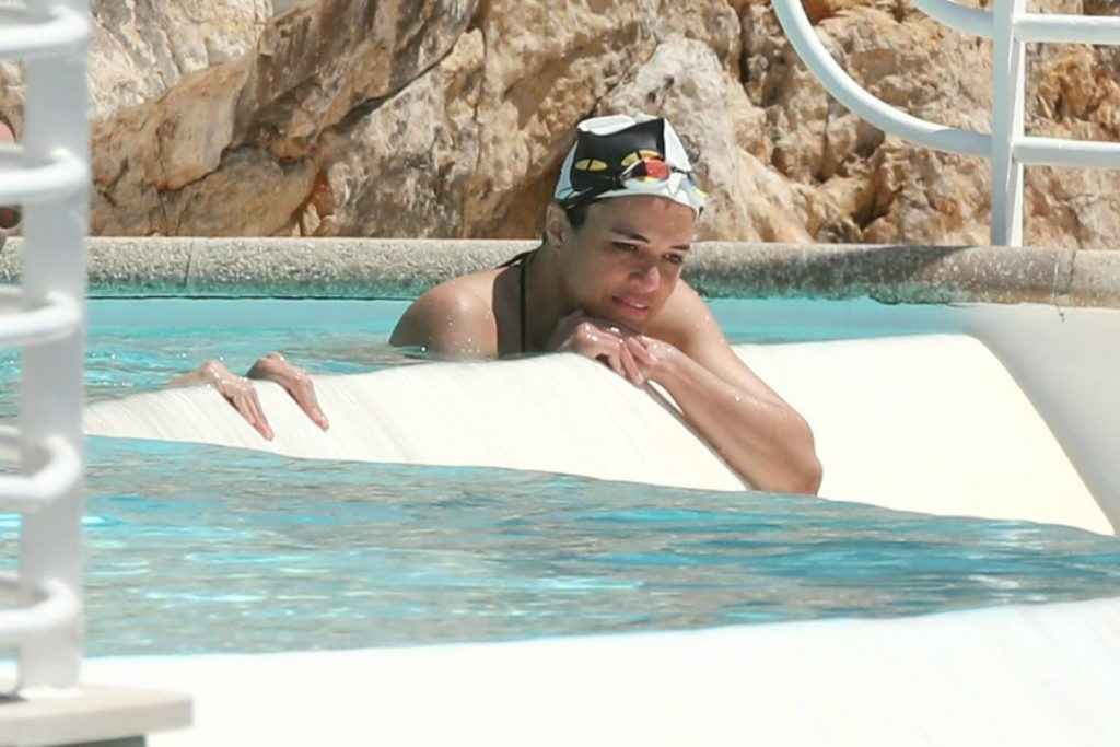 Michelle Rodriguez en bikini à Antibes