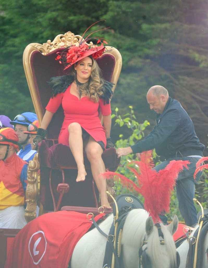 Sous la jupe de Kelly Brook à Liverpool