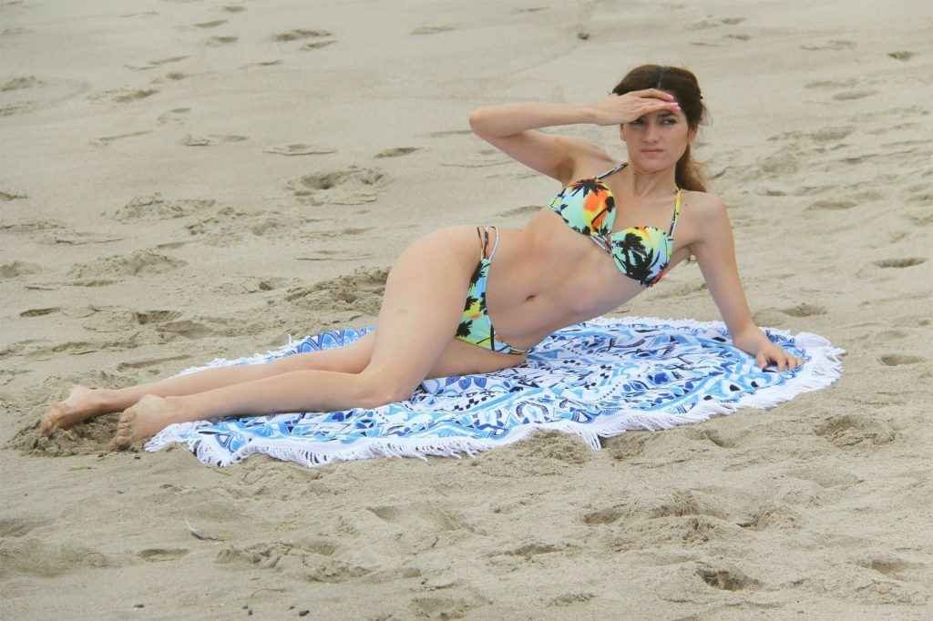 Blanca Blanco en bikini à Malibu