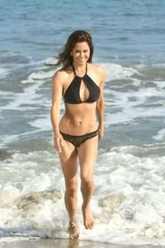 Brooke Burke en bikini à Malibu