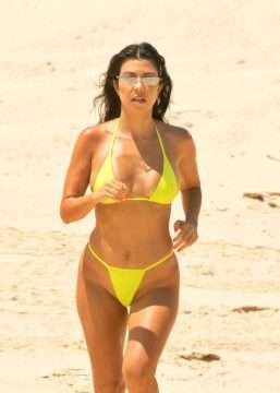 Kourtney Kardashian en bikini au Mexique