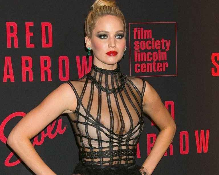 Oups ! Jennifer Lawrence exhibe un sein nu