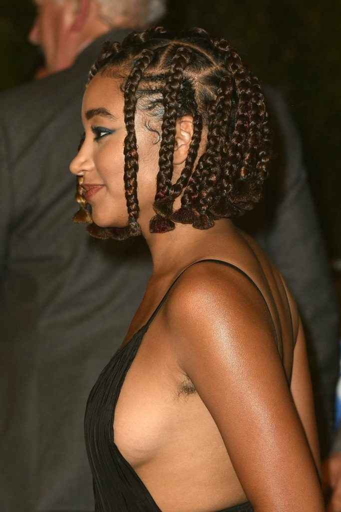 Amandla Stenberg exhibe un superbe décolleté au Festival du film de Londres