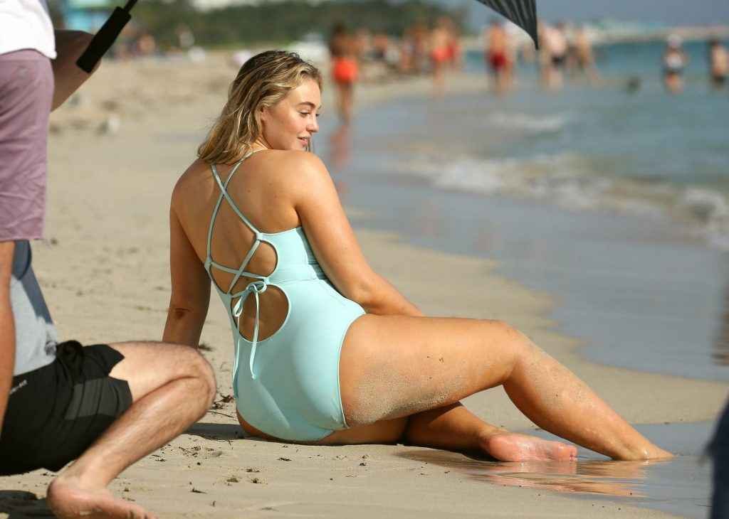 Iskra Lawrence en maillot de bain et bikini à Miami