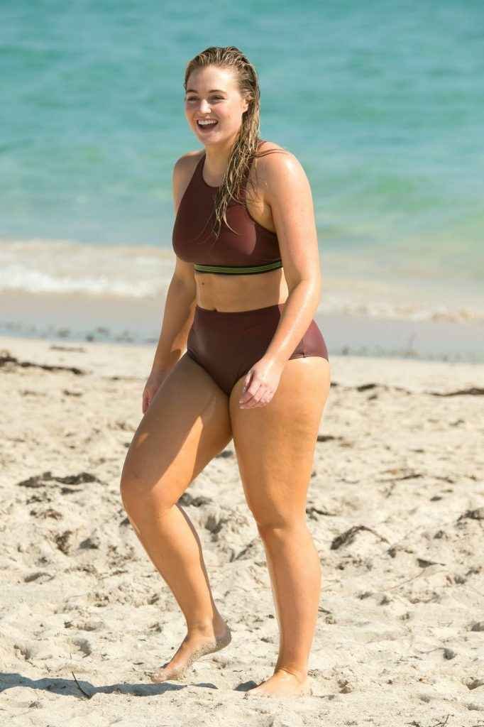 Iskra Lawrence en maillot de bain et bikini à Miami