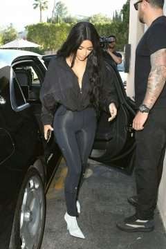 Kim Kardashian en Spandex à Sherman Oaks