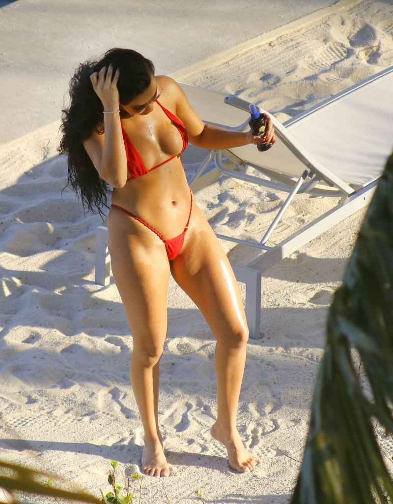 Julissa Neal en bikini à Miami Beach