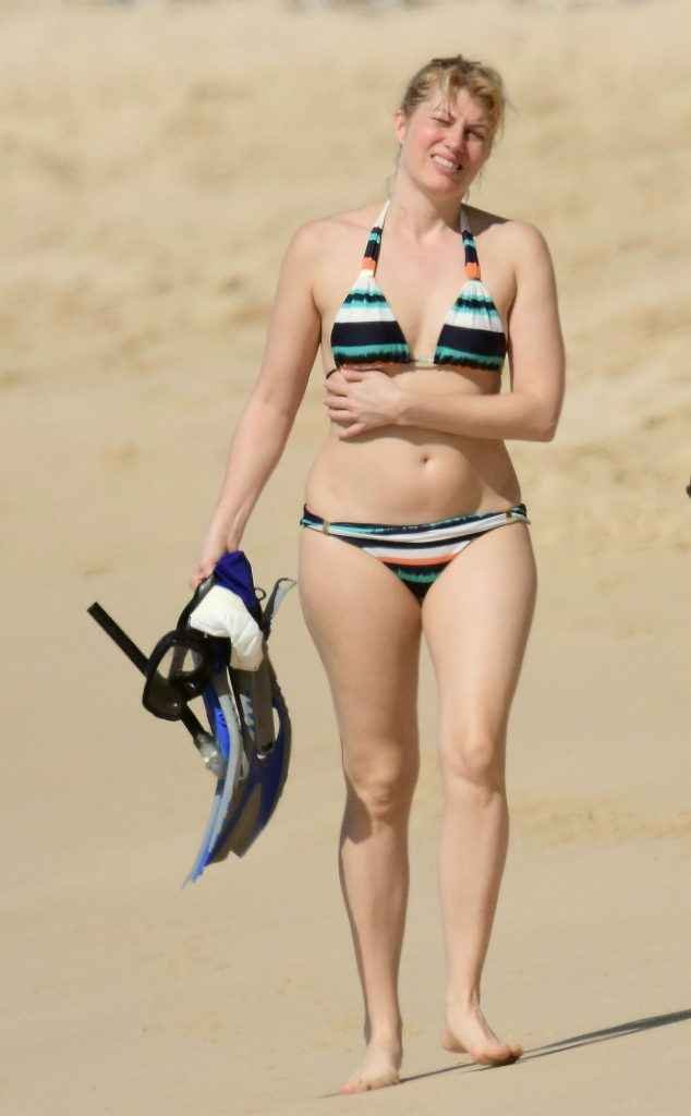 Meredith Ostrom en bikini à La Barbade