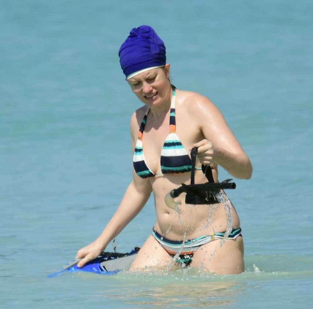 Meredith Ostrom en bikini à La Barbade