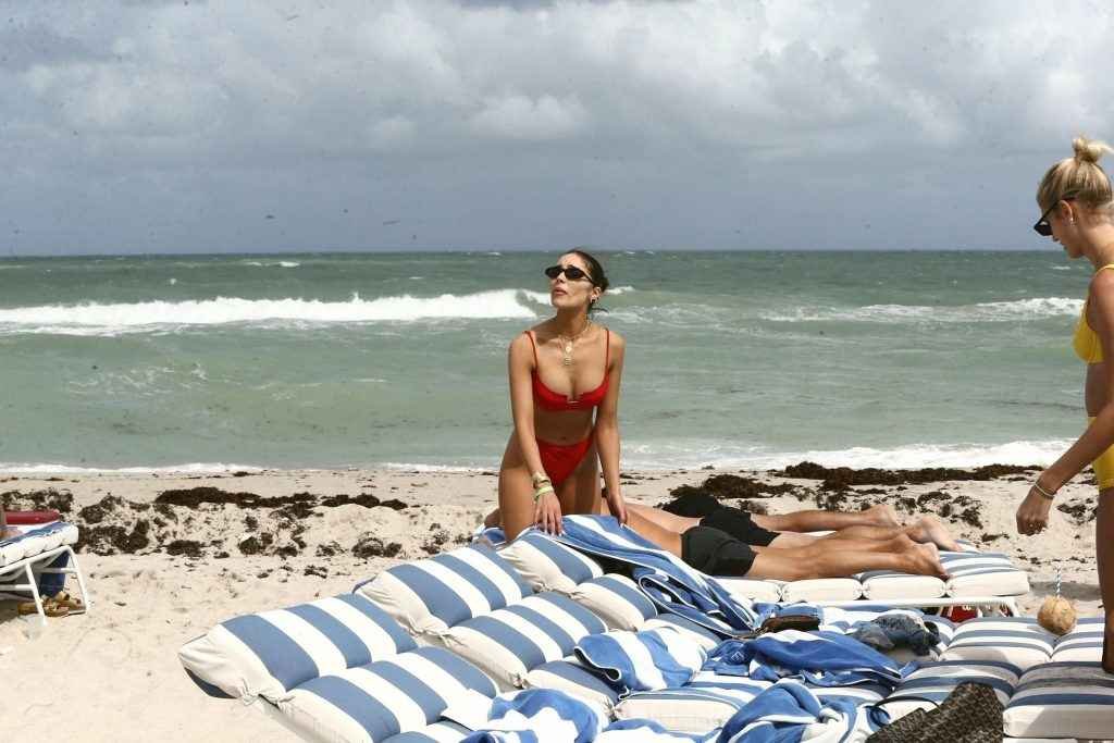 Olivia Culpo et Devon Windsor en bikini à Miami Beach