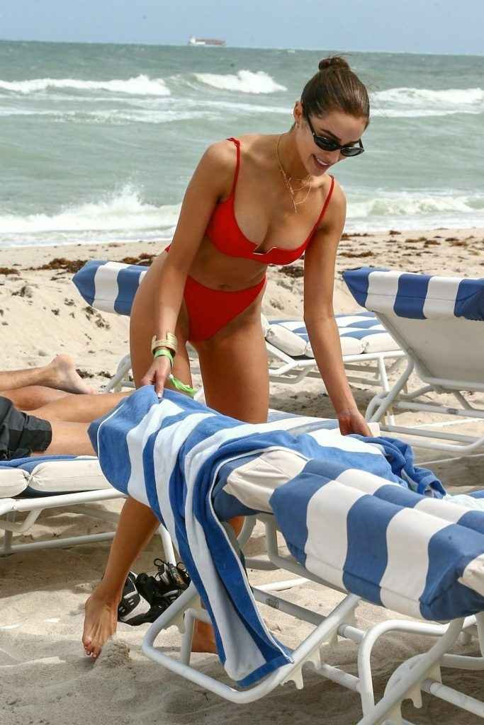 Olivia Culpo et Devon Windsor en bikini à Miami Beach