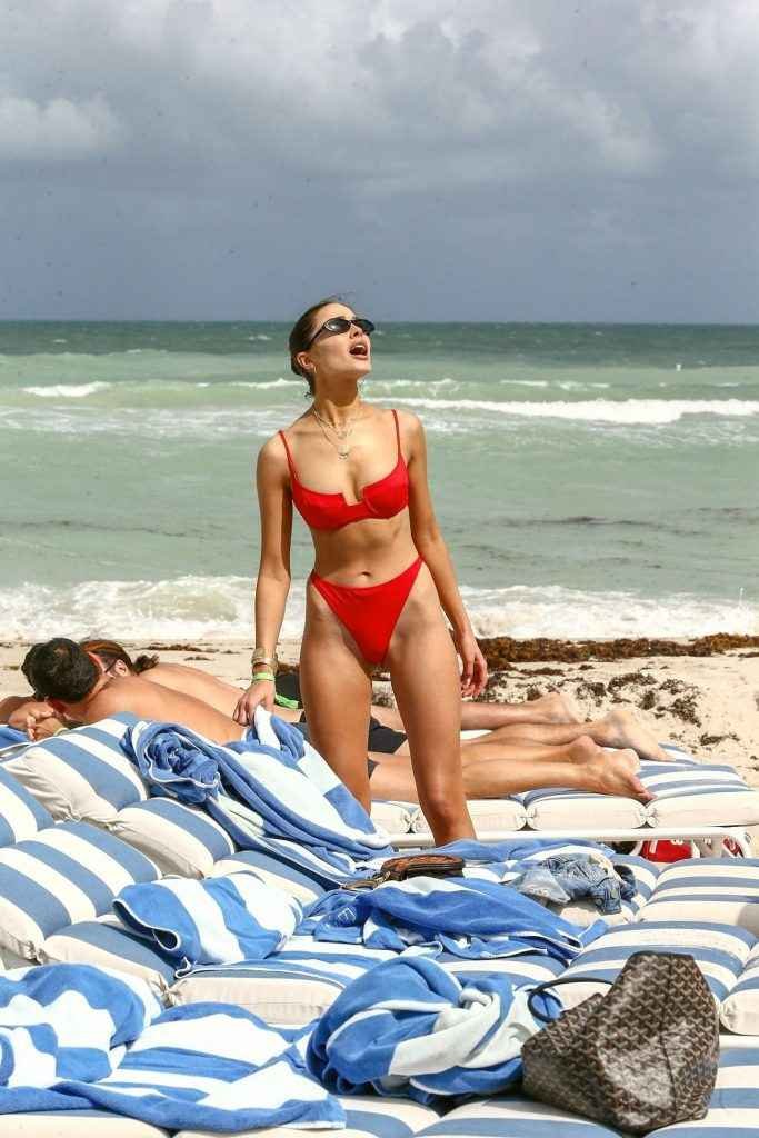 Olivia Culpo et Devon Windsor en bikini à Miami Beach