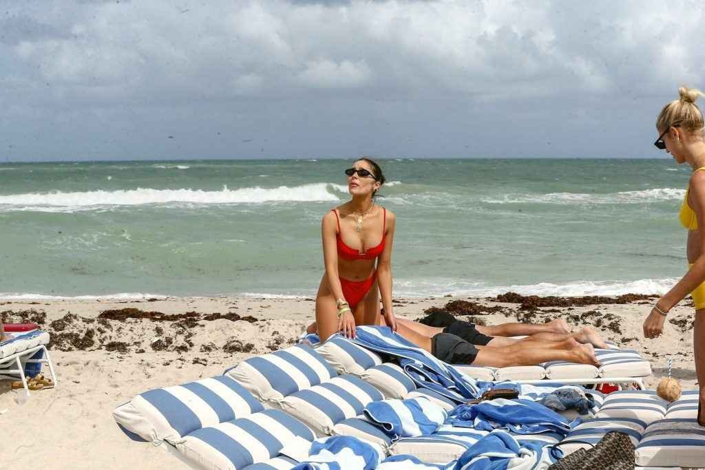 Olivia Culpo et Devon Windsor en bikini à Miami Beach