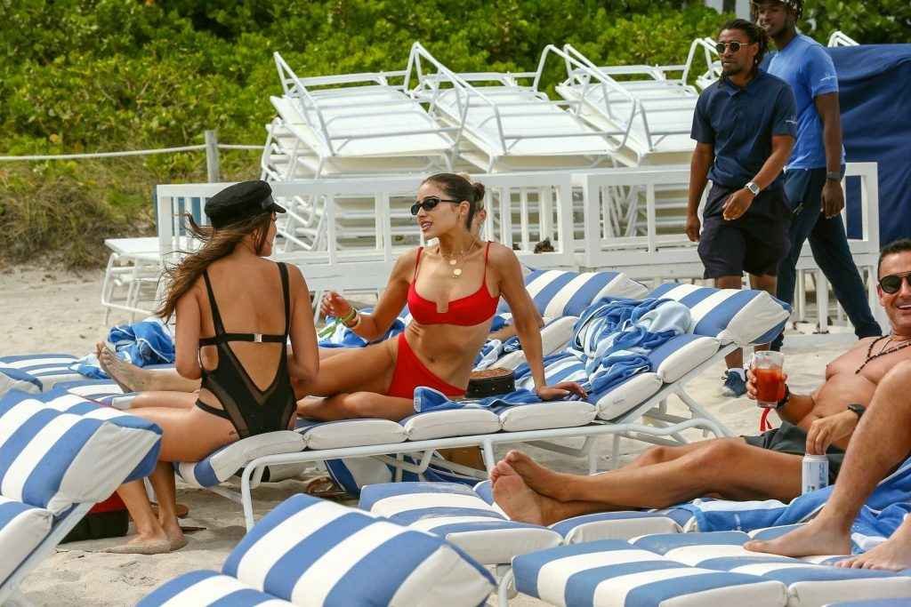 Olivia Culpo et Devon Windsor en bikini à Miami Beach