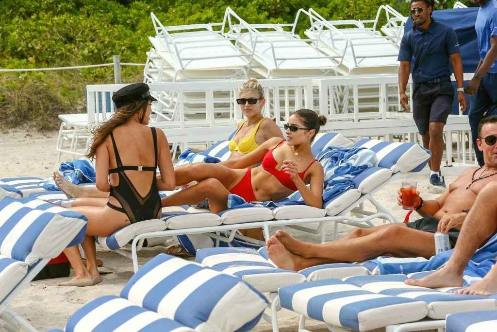 Olivia Culpo et Devon Windsor en bikini à Miami Beach