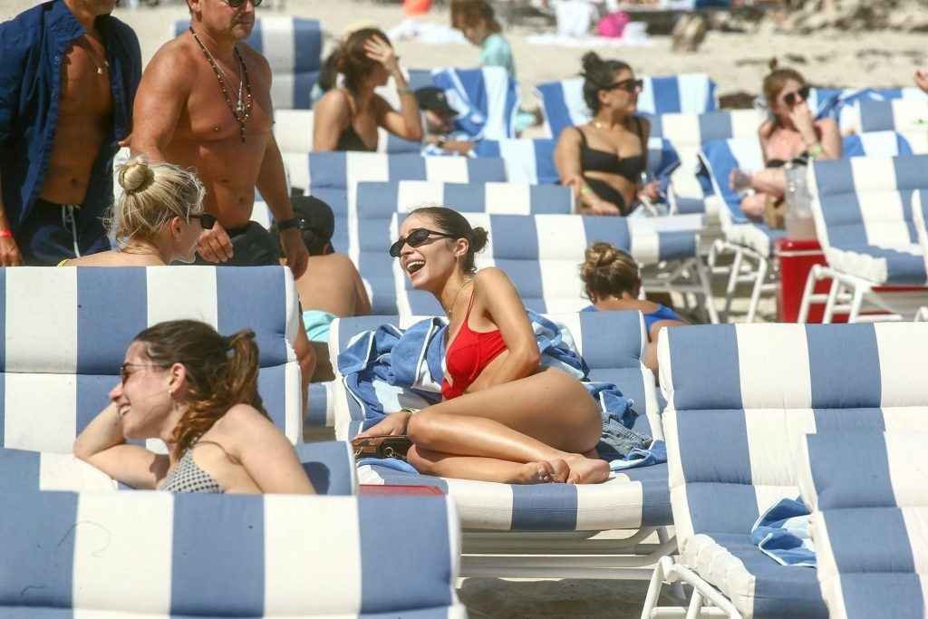 Olivia Culpo et Devon Windsor en bikini à Miami Beach