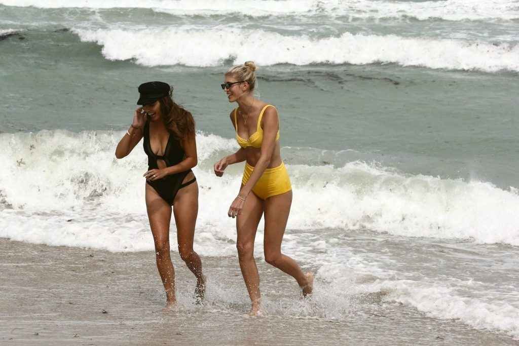 Olivia Culpo et Devon Windsor en bikini à Miami Beach